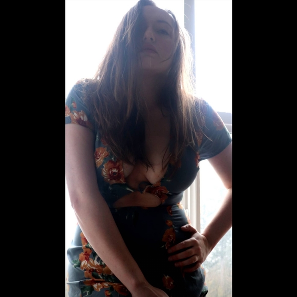 Low cut midi dress - Picture 4 of 4